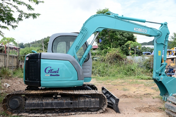KOBELCO Grand Beetle 60SR KOBELCO Grand Beetle 60SR