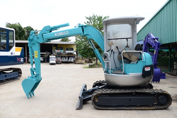 KOBELCO SK30UR
