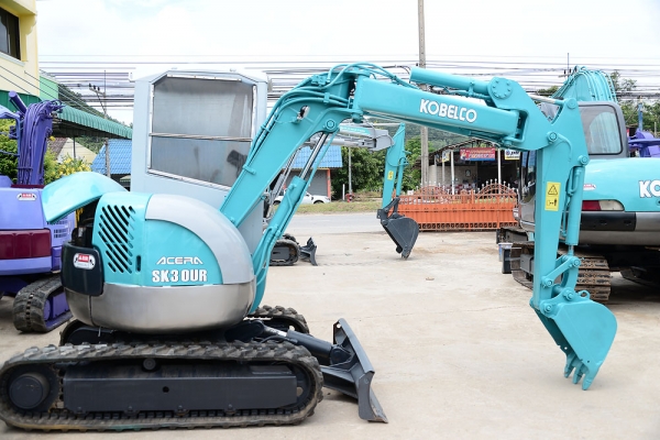KOBELCO SK30UR KOBELCO SK30UR