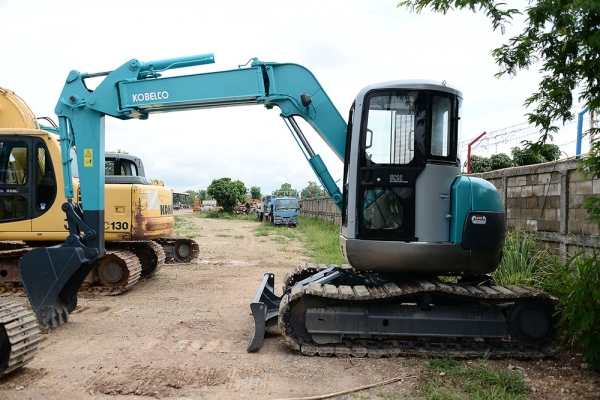 KOBELCO SK75UR KOBELCO SK75UR