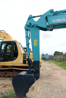 KOBELCO SK75UR KOBELCO SK75UR