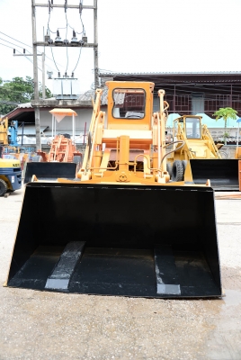 รถตัก KOMATSU SD25 รถตัก KOMATSU SD25