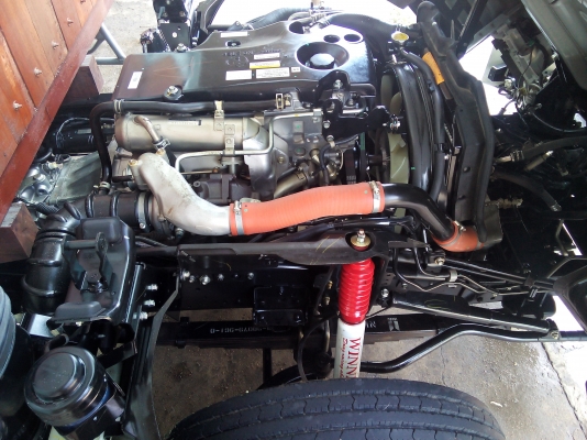 6 ล้อกลาง  *Euro.3*  ISUZU  NMR  130 แรงม้า * รถสวยเดิม+สวยจัด+สวยจริง * รถห้างแท้ * มีเล่มพร้อม * ปี55 * (ไมล์ 5,&times;&times;&times; โล)