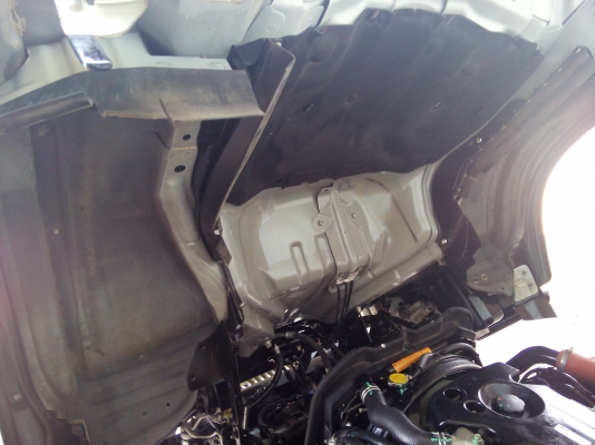 6 ล้อกลาง  *Euro.3*  ISUZU  NMR  130 แรงม้า * รถสวยเดิม+สวยจัด+สวยจริง * รถห้างแท้ * มีเล่มพร้อม * ปี55 * (ไมล์ 5,&times;&times;&times; โล)