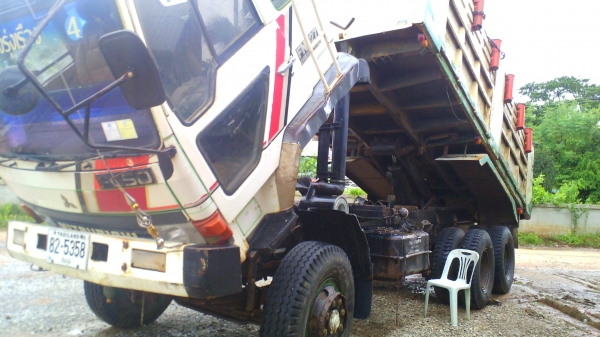 ขายสิบล้อเจ้าของขายเองขอน้อมราคา855,000บาท