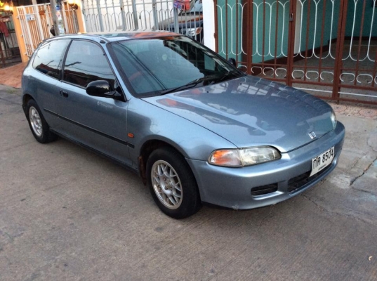 ขายครับ HONDA. CIVIC. 3DOR. ปี95 1.5. ออโต้. แก๊ส+น้ำมันใช้ได้2ระบบ. เครื่องเดิมๆ. แห้งๆ. บอดี้สวยๆ. สีสวย. เครื่องดีเกียรดี. แอรเยนช่วงล่างเลี้ยวไม่ดัง. แกสถังโดนัท พร้อมใช้วิ่งไกลสบาย. ราคาแค่69000. 085-358-4089 082-494-5768 กอล์ฟครับ. ดูรถแถวตลาดวงศกรส