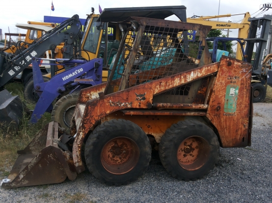 ขายรถตักล้อยาง TCM รุ่น 631 ขายตามสภาพค่ะ