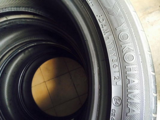 ขายยางขอบ17" 215-50R17 ปี12 Yokohama DB (Japan) สวยๆ ทั้ง4เส้นไม่แตกไม่บวม ขาย4,500บาทสนใจโทรสอบถามได้ที่062-121-9299 / 088-022-3848 ID Line : thidasasa ดูของแถวดอนเมืองครับ