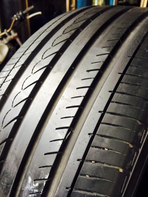 ขายยางขอบ17" 215-50R17 ปี12 Yokohama DB (Japan) สวยๆ ทั้ง4เส้นไม่แตกไม่บวม ขาย4,500บาทสนใจโทรสอบถามได้ที่062-121-9299 / 088-022-3848 ID Line : thidasasa ดูของแถวดอนเมืองครับ