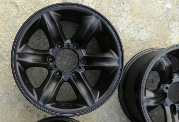 หมื่นถ้วนๆ เล็บเหยี่ยวแท้