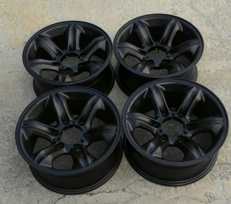 หมื่นถ้วนๆ เล็บเหยี่ยวแท้