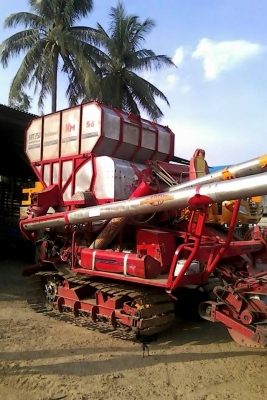 ขายรถเกี่ยวข้าว ศักดิ์พัฒนา KM56อุ้ม2.5ตัน เครื่อง230เทอร์โบ ตัวเดิน12 สภาพพร้อมใช้งาน สนใจโทร 090-8588220คุณนะ 093-3258446คุณบิว ID:narong498 หรือเข้าดูสินค้าอื่นๆได้ที่ www.truck.in.th/498 หรือเพจFacebook ณรงค์ ซื้อขายรถมือสอง (เว็บไซต์ส่วนตัว) หรือFace