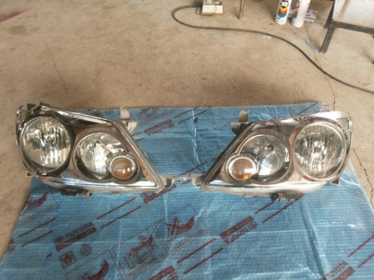 ไฟหน้าฟอจูนเนอร์ตัวแรก ของแท้ถอด มีครอบไฟโครเมี่ยม ยกคู่