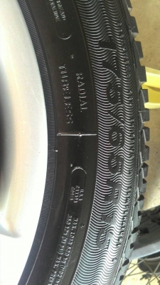 ล้อกระทะJazzฝาครอบพร้อมยางปี12