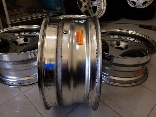 ขายล้อ ADVAN ONI 17" F8"R9" 4/114.3 สภาพสวย ประมูลจากญี่ปุ่น