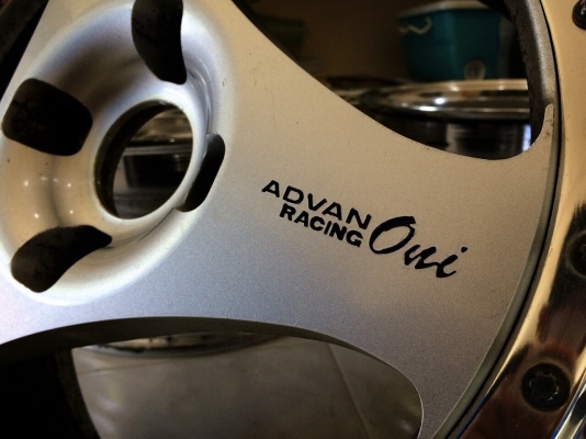 ขายล้อ ADVAN ONI 17" F8"R9" 4/114.3 สภาพสวย ประมูลจากญี่ปุ่น
