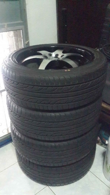 ขายล้อแม็ค Lenso ลาย 6 ก้าน ขอบ 17 พร้อมยางดันลอป LM 704 ใหม่ๆสภาพสวยๆครับ