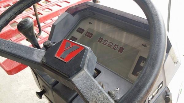 รถปลูกข้าวนั่งขับ YANMAR  RR40  (1) ดำนา 4 แถว  พร้อมกล่องหยอดปุ๋ยน้ำด้านท้าย  เก่าญี่ปุ่น สภาพสวย