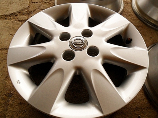 ล้อแม็กแท้ๆ ขอบ15 สภาพป้ายแดง 4รู100 ใหม่กริ๊บ(4วง3,800บ.)