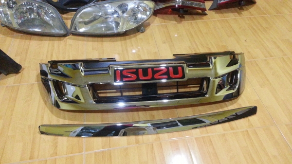 กระจังหน้า ออลนิวอีแม็ค โลโก้แดง ของใหม่