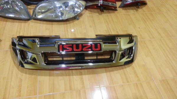 กระจังหน้า ออลนิวอีแม็ค โลโก้แดง ของใหม่