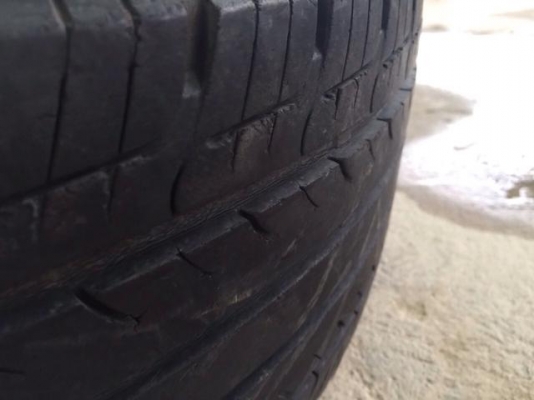 ขายล้อแมคขอบ 15 ลายหยดน้ำ สภาพสวยมากๆ พร้อมยาง.maxxis bravo 30-9.5-15