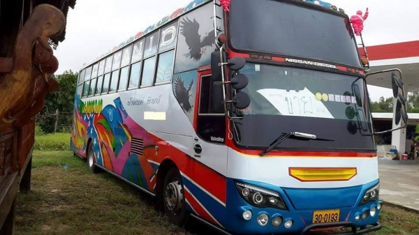 ขายรถบัส 41ที่นั่ง เครื่องเสียงพร้อม สภาพสว เล่มทะเบียนพร้อมโอน