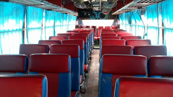 ขายรถบัส 41ที่นั่ง เครื่องเสียงพร้อม สภาพสว เล่มทะเบียนพร้อมโอน