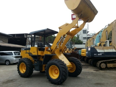 รถตักล้อยาง WA100-1-3XXXX