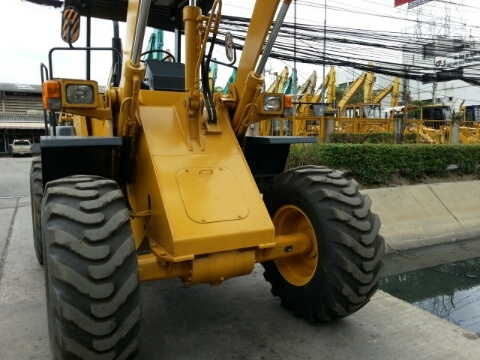 รถตักล้อยาง WA100-1-3XXXX