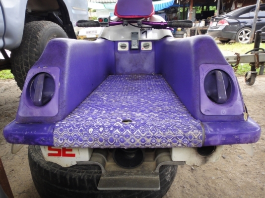 ขายเจ็ทสกียืน KAWASAKI 750cc คาบูคู่ เก่าญี่ปุ่น มาเล่นน้ำจืดสุราษไม่นาน เครื่องดีมาก