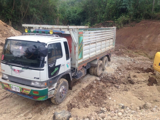 ขาย HINO 3M สองเพลาดั๊ม กระบะเหล็ก รถปี 42