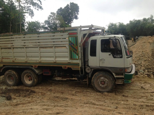 ขาย HINO 3M สองเพลาดั๊ม กระบะเหล็ก รถปี 42