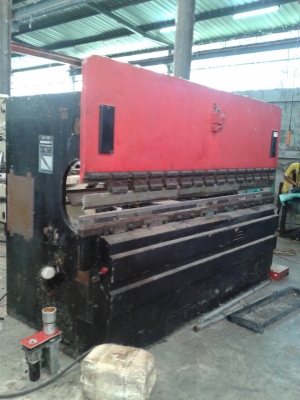 ขายเครื่องพับ10ฟุตญี่ปุ่นพับได้6.5มิลครับพร้อมรางพับ