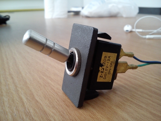 สวิตช์ เปิด ปิด แบบก้านโยก แท้จากญี่ปุ่น