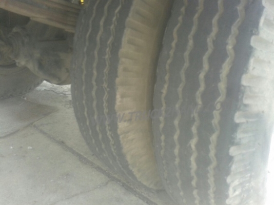 รถบรรทุก 6 ล้อ HINO พื้นเรียบ รุ่นFB กระบะยาว 5 เมตร