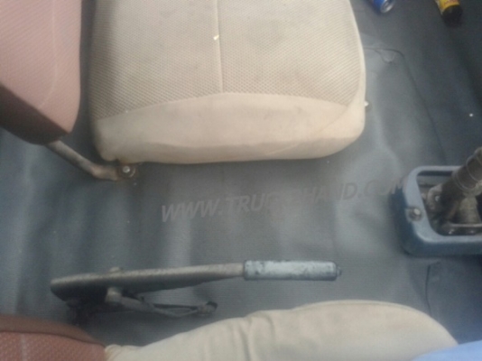 รถบรรทุก 6 ล้อ HINO พื้นเรียบ รุ่นFB กระบะยาว 5 เมตร