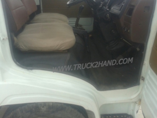 รถบรรทุก 6 ล้อ HINO พื้นเรียบ รุ่นFB กระบะยาว 5 เมตร