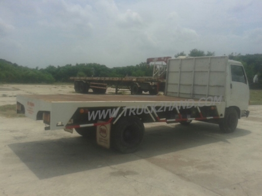 รถบรรทุก 6 ล้อ HINO พื้นเรียบ รุ่นFB กระบะยาว 5 เมตร