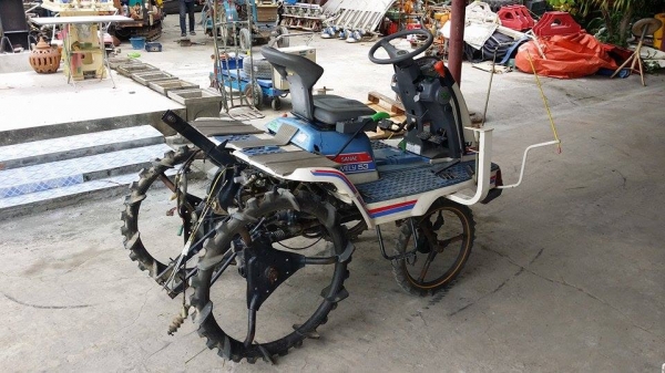 รถดำนา ถอดชุดหาง ISEKI รุ่น SANAE 53 เก่าญี่ปุ่น สภาพสวย เครื่องยนต์ติดง่าย สภาพพร้อมใช้งาน