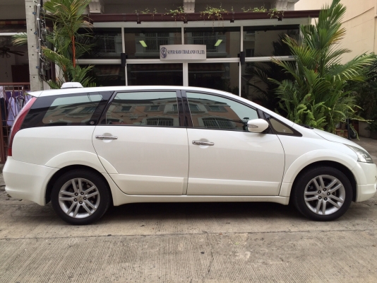 MITSUBISHI SPACE WAGON 2.4 Limited (2009) MITSUBISHI SPACE WAGON 2.4 Limited (2009)