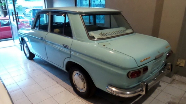 DATSUN BLUEBIRD 411 ตัวโชว์ ครบสมบูรณ์