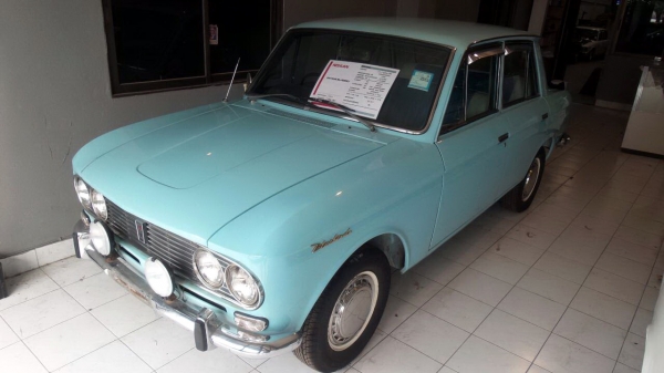 DATSUN BLUEBIRD 411 ตัวโชว์ ครบสมบูรณ์