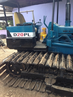 รถแทรคเตอร์,Komatsu  D2-5 PL ใบมีดสไลค์ได้ เอียงซ้ายขวา คว้ำหน้าหลัง บรูซโซ่ใหม่หมด เฟืองพ็อกเก็ตใหม่ ใบดีไม่มีหัก เครื่องไม่กินน้ำมันเครื่อง หม้อน้ำดีไม่ร้อนทะลวงมาใหม่