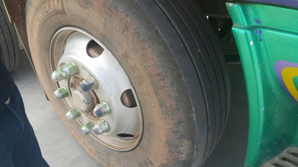 ขายรถพ่วง 24 ล้อ แม่-ลูก กระบะเหล็กคอกเกษตรดั้ม HINO PROFIA P11C-325 แรง 7 เกียร์ ช่วงล้าง ZM-10 น๊อด ราคาแค่่.1600000 ต่อรอง สนใจรีบโทรด่วน