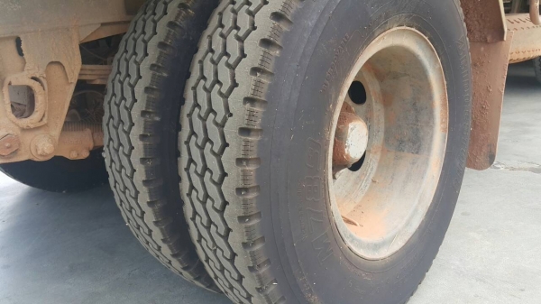 ขายรถพ่วง 24 ล้อ แม่-ลูก กระบะเหล็กคอกเกษตรดั้ม HINO PROFIA P11C-325 แรง 7 เกียร์ ช่วงล้าง ZM-10 น๊อด ราคาแค่่.1600000 ต่อรอง สนใจรีบโทรด่วน