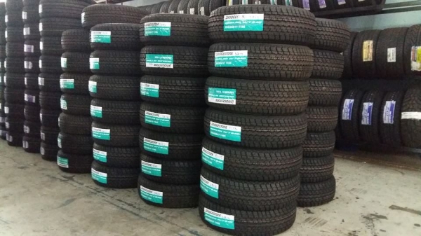 ขายยางใหม่ BRIDGESTONE DUELER H/T840 255/65-17 เส้น 4500
