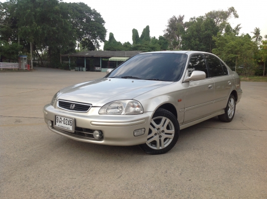 ซีวิคตาโต เครื่อง1,600 VTEC เกียAUTO