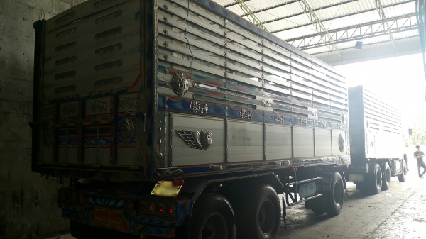 ขายรถพ่วง 22 ล้อ แม่-ลูก กระบะเนียมคอกเกษตรดั้ม ISUZU 320 ปี.มิ.ย.49 รถสวย ราคาย้อมๆ 2200000 ต่อรอง จัดไฟแนนซ์ได้ สนใจโทรด่วน