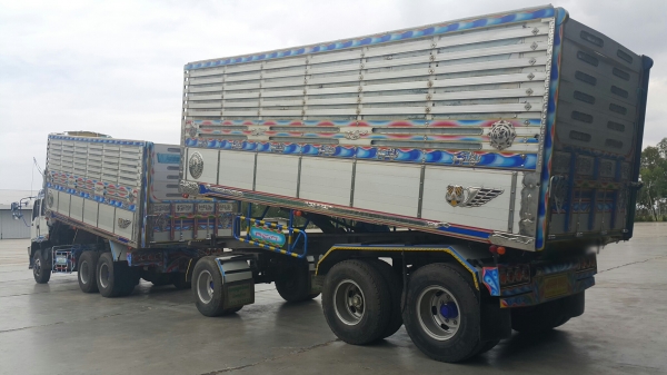 ขายรถพ่วง 22 ล้อ แม่-ลูก กระบะเนียมคอกเกษตรดั้ม ISUZU 320 ปี.มิ.ย.49 รถสวย ราคาย้อมๆ 2200000 ต่อรอง จัดไฟแนนซ์ได้ สนใจโทรด่วน